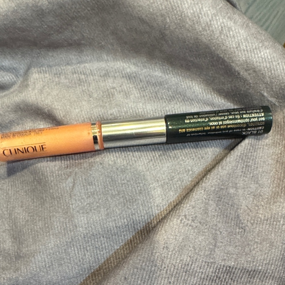Clinique Air Kiss/Combo Dual-Ended Mascara